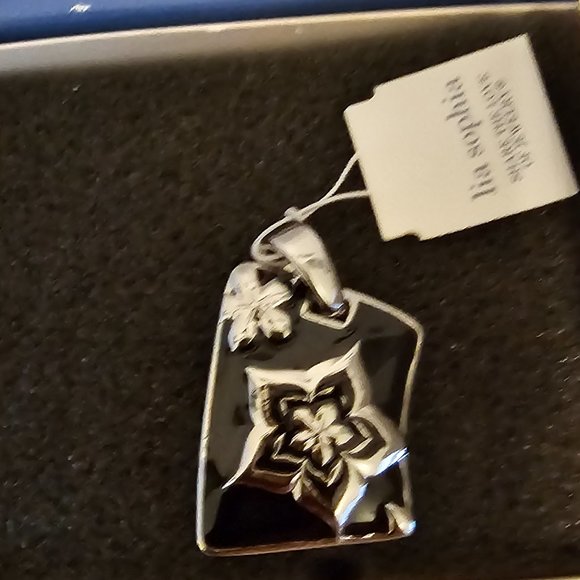 New in the Box Lia Sophia Black Enamel Flower Silver Pendant Slide ANISE - Picture 2 of 3